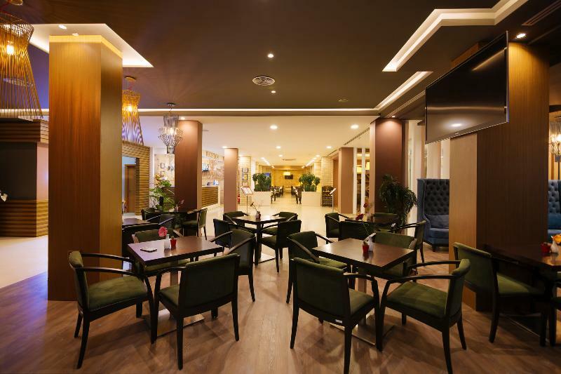 Akileda Hotel Durres Bagian luar foto