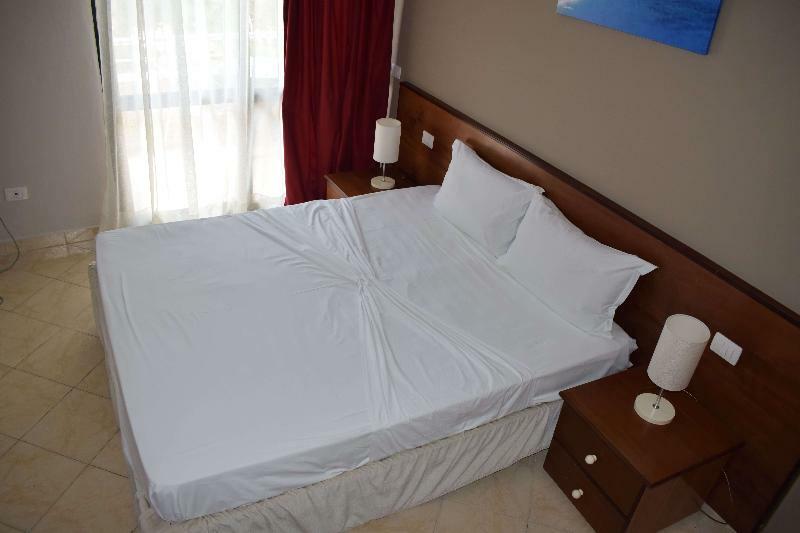 Akileda Hotel Durres Bagian luar foto
